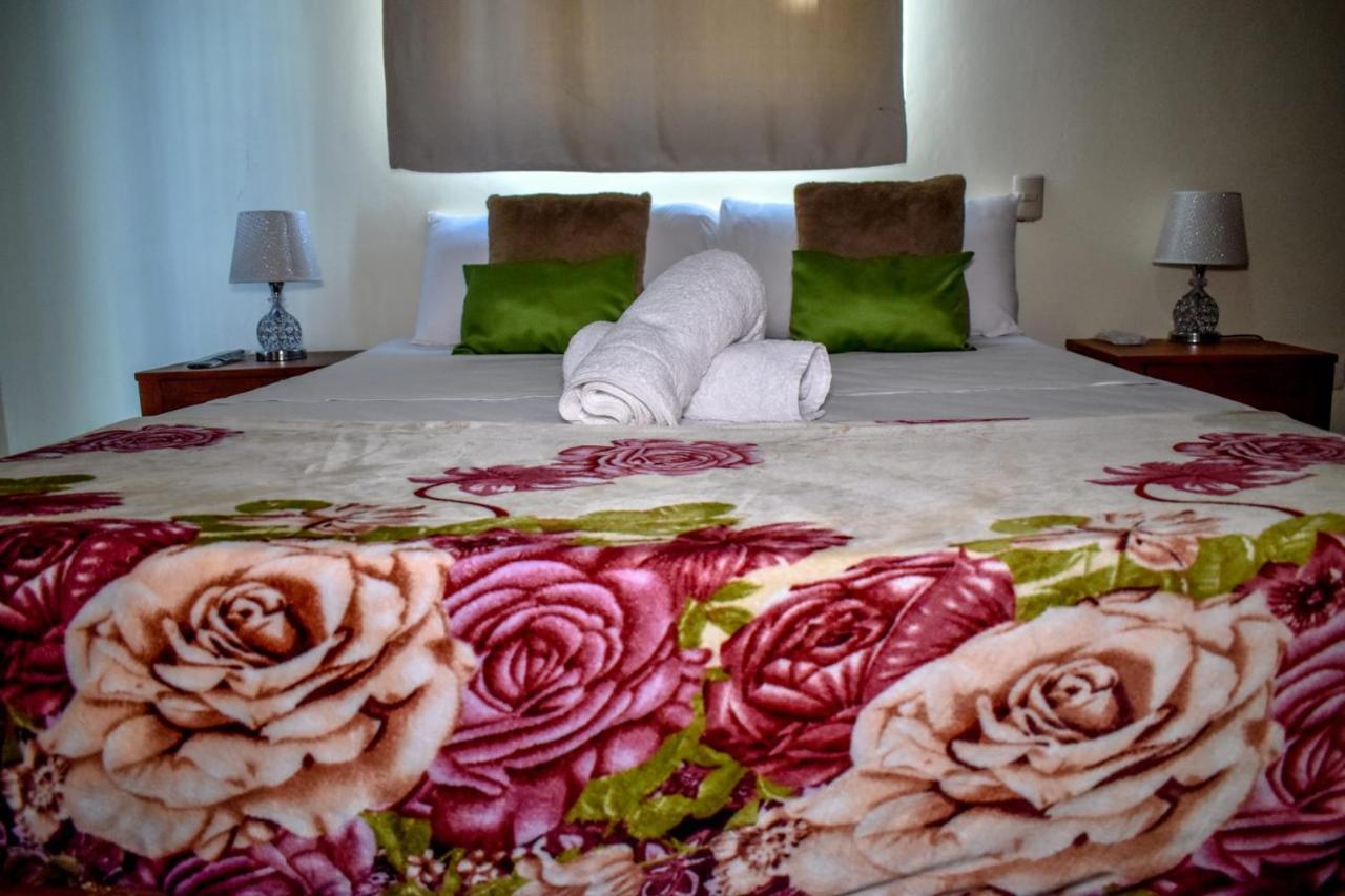 Hostal Palmas De Punta Cana F2 Eksteriør billede